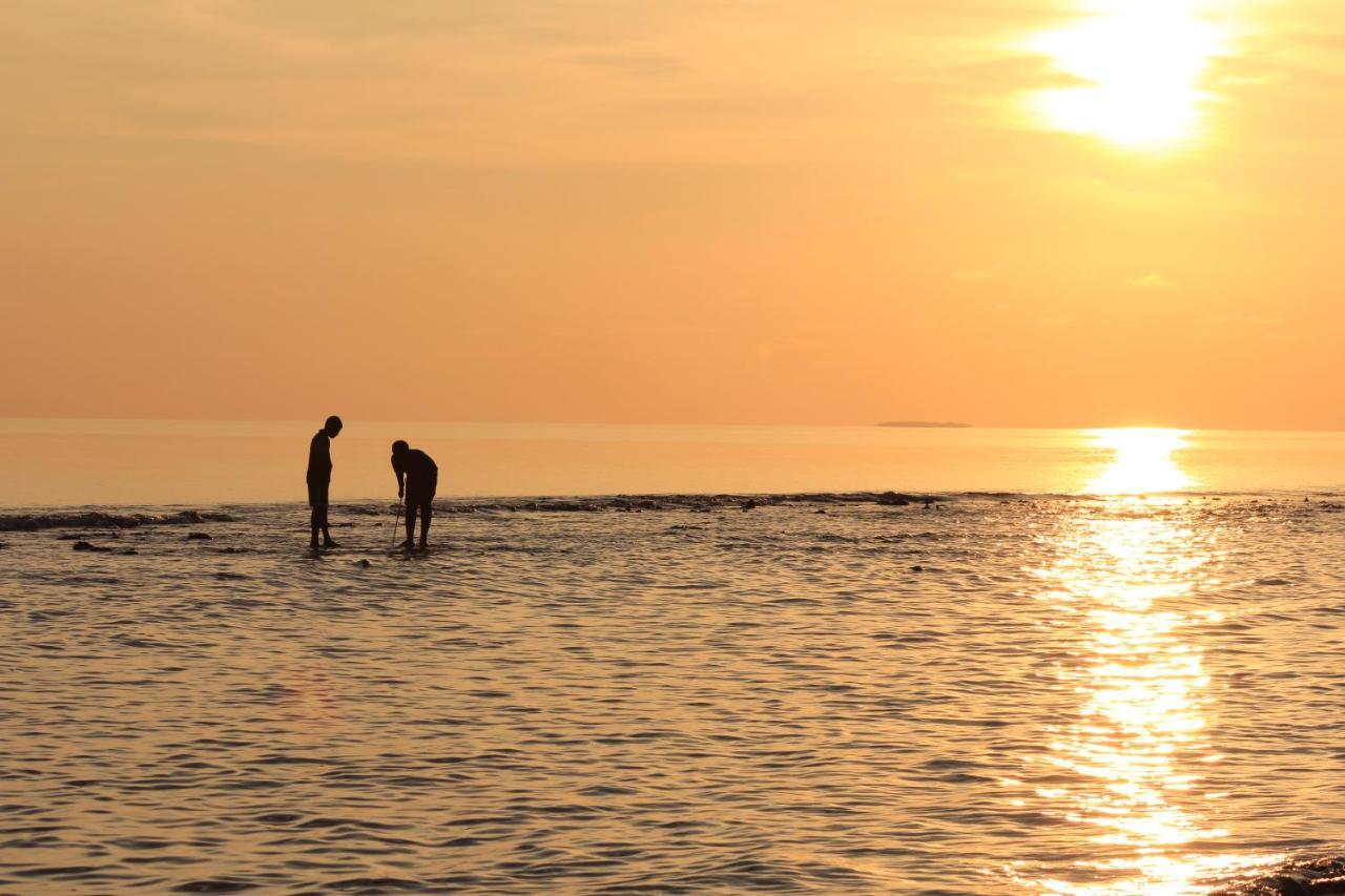 Summer Shade Maldives Dharavandhoo Bagian luar foto